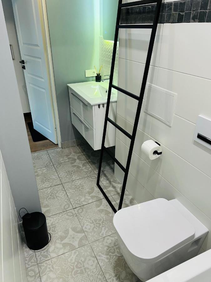 The Right Coast Apartment With Free Private Parking Riga Eksteriør bilde