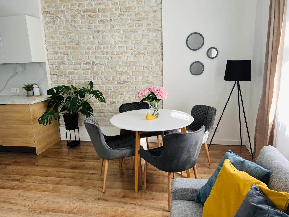 The Right Coast Apartment With Free Private Parking Riga Eksteriør bilde