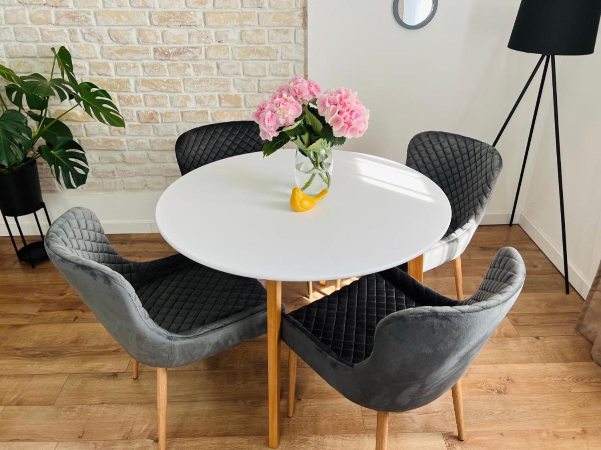 The Right Coast Apartment With Free Private Parking Riga Eksteriør bilde